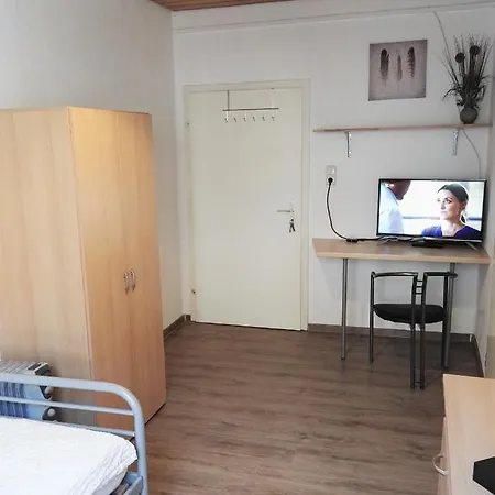 Privatzimmer Fuerth Zentrum Exterior photo